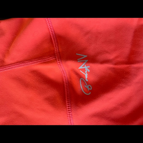 BodyNV Red/Orange Scrunch Leggings Size M - Picture 2 of 4